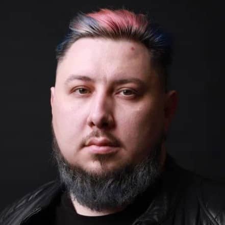 Антон Семенников